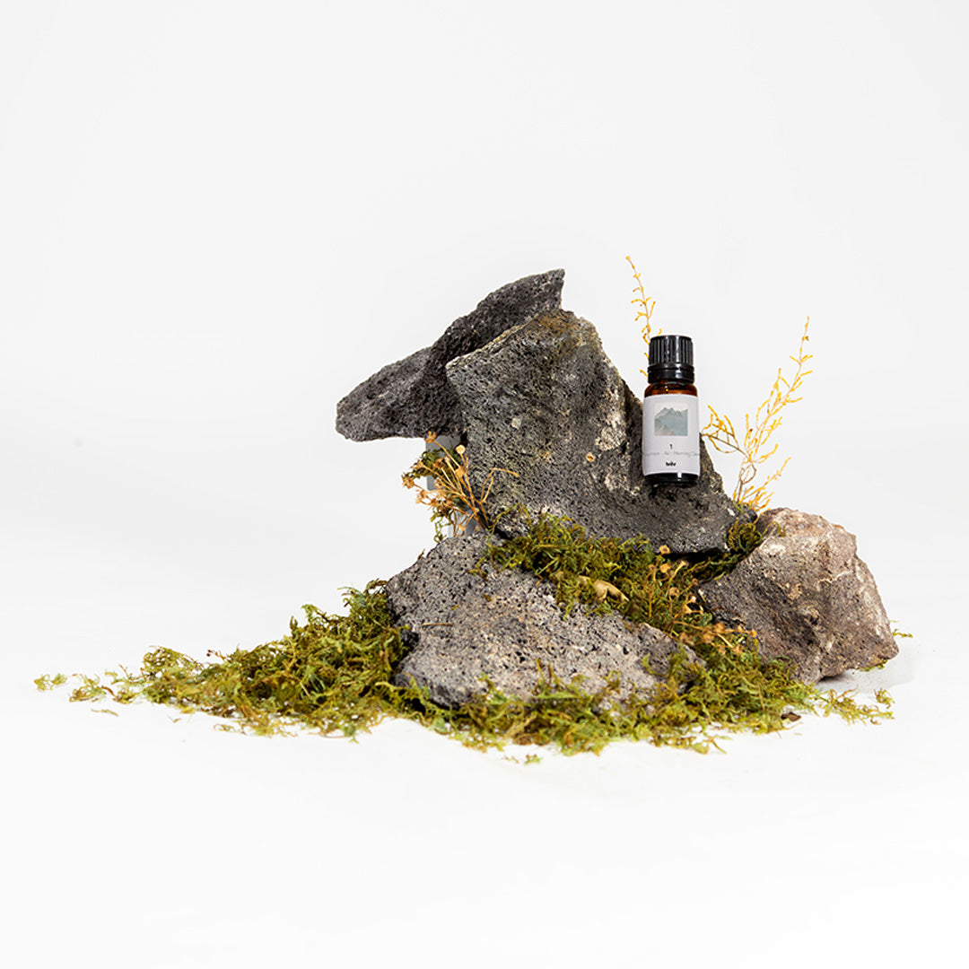 Briiv Fragrance on rocks with moss  